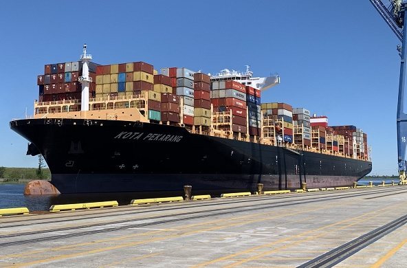 ZIM has revised its Mediterranean–Far East ZMP service by adding a call at Tianjin while removing Busan from the rotation.