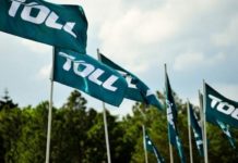 Toll Group agrees sale and leaseback of Singapore logistics facility Toll Group has entered into a sale and leaseback agreement for its logistics facility at 25 Loyang Crescent in Singapore.