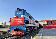 Sinotrans orders 12 containerships Sinotrans, part of China Merchants Energy Shipping, has placed orders for 12 containerships across three affiliated shipyards.