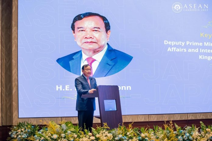Photo of Prak Sokhun (credit Ministry of Foreign Affairs and International Cooperation)