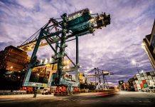 Fire destroys mobile harbor crane at Port of Itajaí – No injuries reported Port of Itajaí