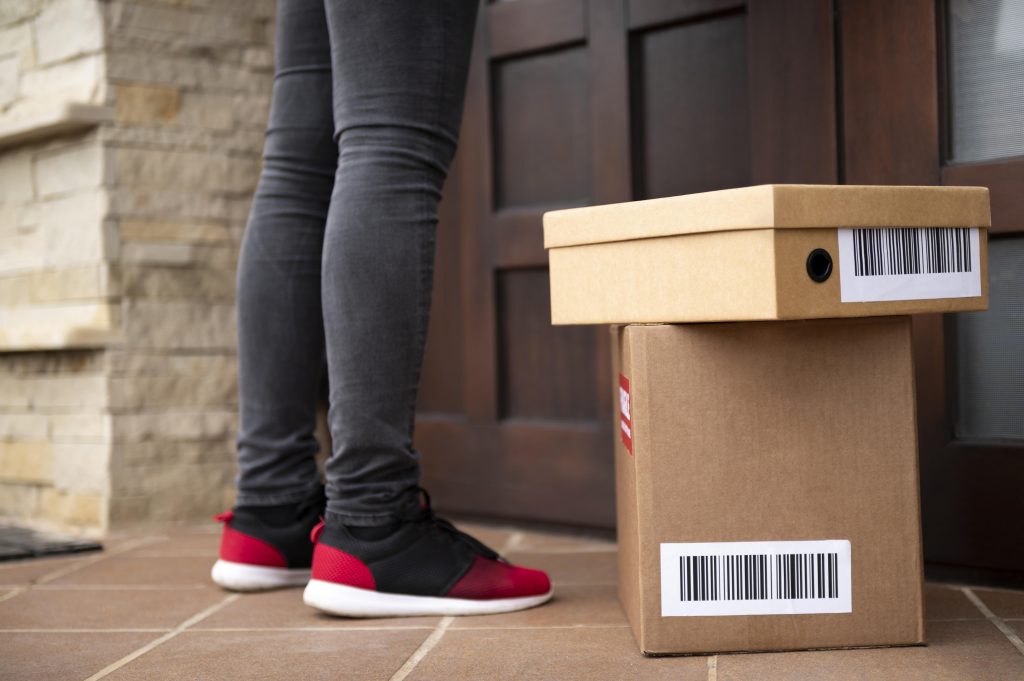 Shipping Costs for a Pair of Shoes with USPS: What You Need to Know