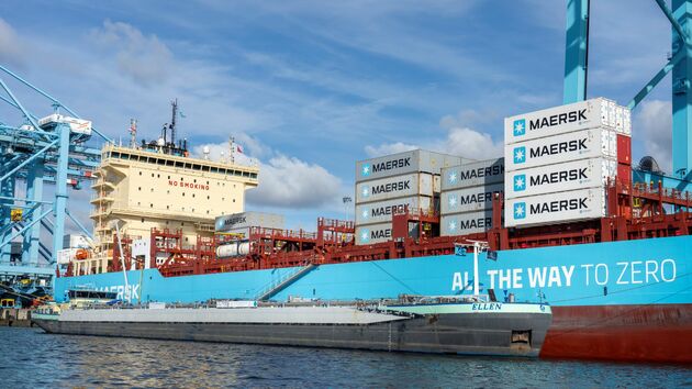 eerste-groene-methanol-in-haven-rotterdam-foto-jerry-lampen (1)