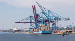Maersk lowers heavy load threshold for Germany and Poland