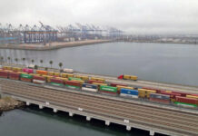 Port of Los Angeles closes first quarter with decline The Port of Los Angeles processed 752,520 TEUs in March 2026, a 3% decrease compared to March 2025, when shippers had front-loaded cargo.