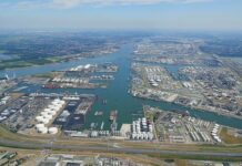 Throughput at port of Rotterdam falls slightly