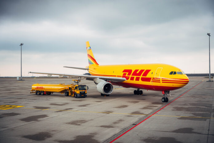 dhl 4