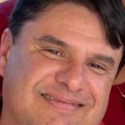RODRIGO MORAES
