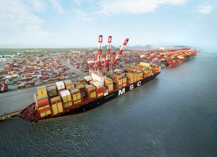 MSC Gulsun at Shanghai terminal