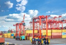 Port Newark orders 20 hybrid straddle carriers from Konecranes