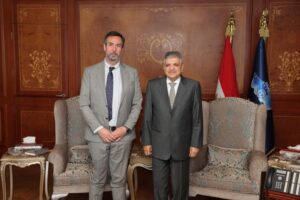 Admiral Ossama Rabiee, Chairman and Managing Director of the Suez Canal Authority (SCA), met with Mr. Juan Pablo Richards, Managing Director of Hapag-Lloyd’s South Europe Region, to discuss future cooperation and navigation plans.
