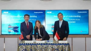 From left: Louis Soh Hoei Chiang, Head of Kongsberg Maritime Aftermarket Sales for South East Asia and Taiwan, Norwegian Ambassador to Indonesia, Rut Krüger Giverin and Wiyono Komodjojo, Chief Marketing Officer (CMO) from PT PAL.