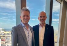 Hellmann expands freight forwarding network in the Americas Jens Drewes, CEO of Hellmann Worldwide Logistics, Peter Hüwel, Regional CEO Americas