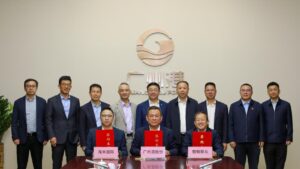 SITC International Holdings has signed a strategic cooperation agreement with Angang Lianzhong Stainless Steel and Guangzhou Port Group.