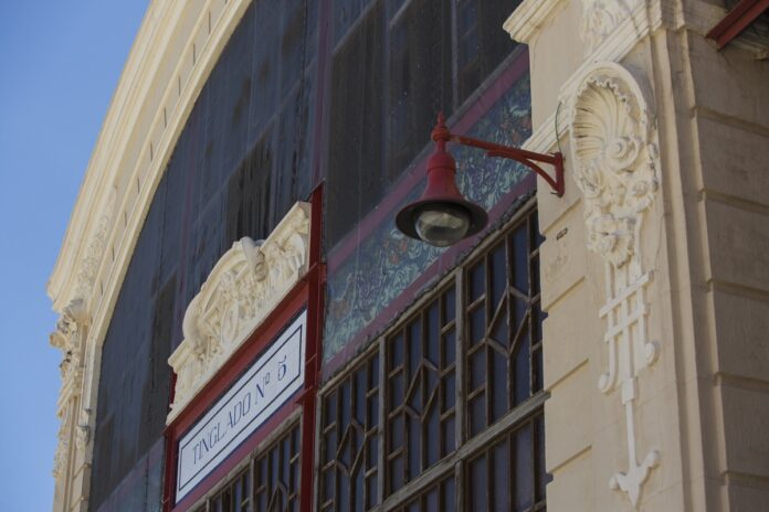 FOTO_Tinglados_puerto_valencia