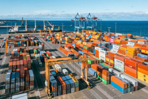 HHLA TK Estonia will become the first terminal in Europe to operate fully battery-powered Rubber-Tired Gantry cranes.