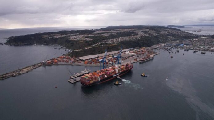 containership in a terminal