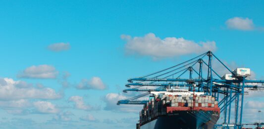 Three Chinese container ships attempting to transit the Strait of Hormuz were forced to turn back after receiving warnings from IRGC.