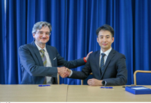 Strathclyde Partners with Japan Marine United on offshore renewables Professor Maurizio Collu, Department of Naval Architecture, Ocean and Marine Engineering Department, The University of Strathclyde, Mr.Haruki Yoshimoto, General Manager of Floating Wind Engineering Group, Offshore Wind Project Department, JMU