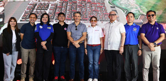 National and local leaders gather at the launch of US800-million South Luzon Container Terminal to expand container-handling capacity in Southern Luzon (from left): Bauan Vice Mayor Jennelle Claresta Guenn Abante, Public Works and Highways Secretary Vivencio S. Dizon, Batangas 2nd District Rep. Gerville R. Luistro, Transportation Acting Secretary Giovanni Z. Lopez, ICTSI executive vice president Christian R. Gonzalez, Bauan Mayor Wendah Katrina R. Dolor, Batangas Vice Governor Hermilando I. Mandanas, Bureau of Customs Commissioner Ariel F. Nepomuceno, and Philippine Ports Authority general manager Jay Daniel R. Santiago.
