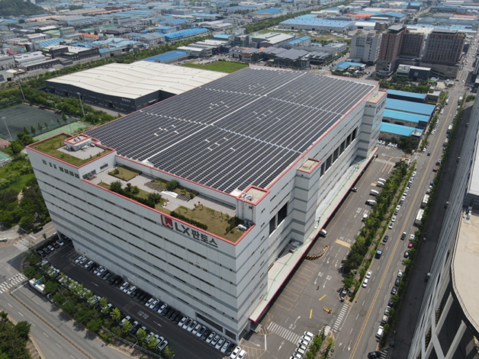 LX Pantos’s Sihwa MTV Logistics Center, with solar power systems in full operation LX Pantos’s Sihwa MTV Logistics Center, with solar power systems in full operation