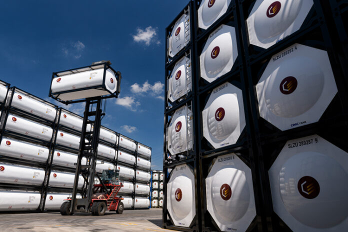 CS Leasing tank containers