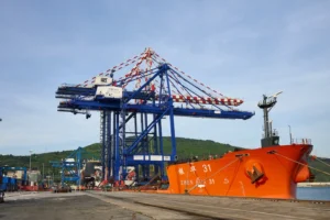 CSP Iberian Bilbao Terminal adds new STS crane to boost capacity
