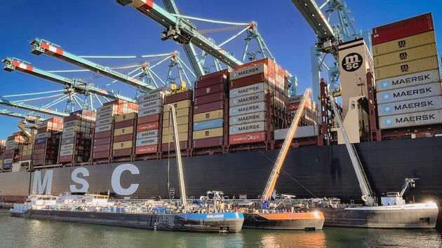 Bunker sales at the Port of Rotterdam declined by approximately 25% in the first quarter of 2026 compared to the same period in 2025.