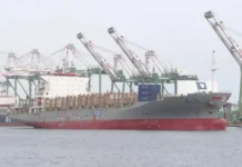 Chinese ship owners build boxships in local shipyards as demand mounts Chinese ship owners have been ordering container ships at mid-tier shipbuilders that can offer earlier delivery dates, amid strong demand for tonnage.
