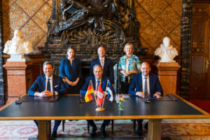Hamburg's Senator welcomed Estonia's Minister of Infrastructure for a high-level visit that strengthened port cooperation.