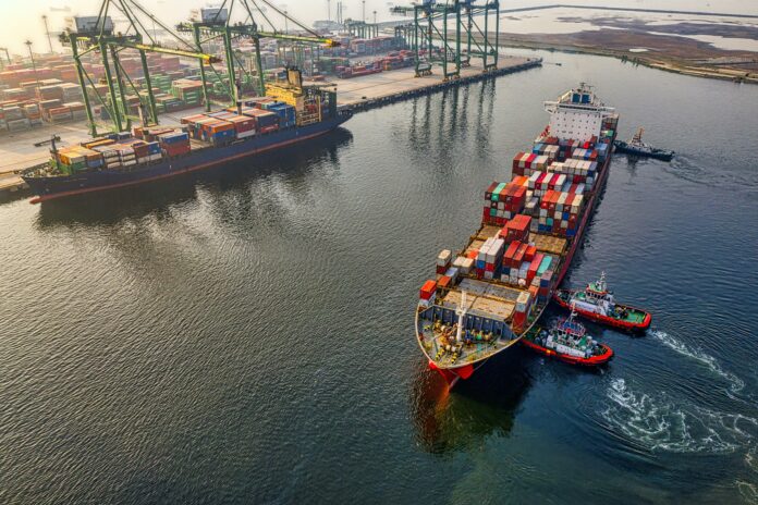 Hapag-Lloyd and Kuehne+Nagel launch sustainable shipping partnership