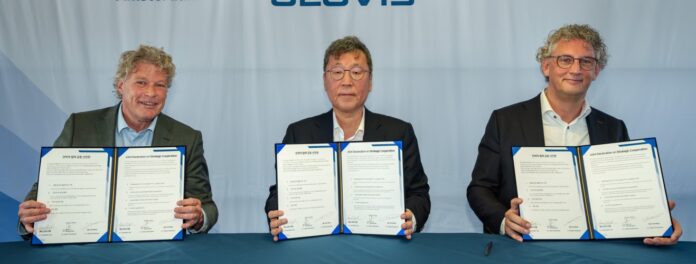 South Korean shipping and logistics company Hyundai Glovis will establish its first European vehicle logistics hub at the Port of Amsterdam.