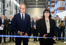 GEODIS launches first French port hub at Le Havre Edouard Philippe, mayor of Le Havre & Marie-Christine Lombard Photo credit: @ A. Goulard