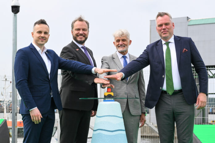 Klaipėda Port opens Lithuania’s first green hydrogen station Klaipėda Port opens Lithuania’s first green hydrogen station