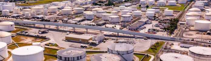 PEV_46503_small_5af5a2d5-40ca-4a4b-ae4f-401d1c8385c7 Port Everglades generates approximately US$ 48.3 billion in economic activity and supports nearly 300,000 jobs throughout Florida.