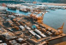 How to Choose Rugged Communication Devices for Harsh Port Environments?