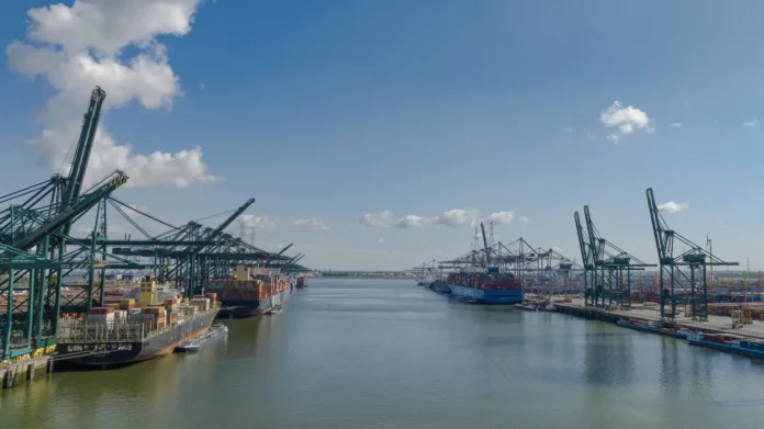 Toxic chemical leak halts shipping at Antwerp-Bruges port