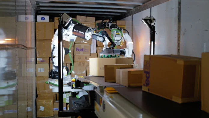 FedEx expands AI-powered trailer loading with Dexterity