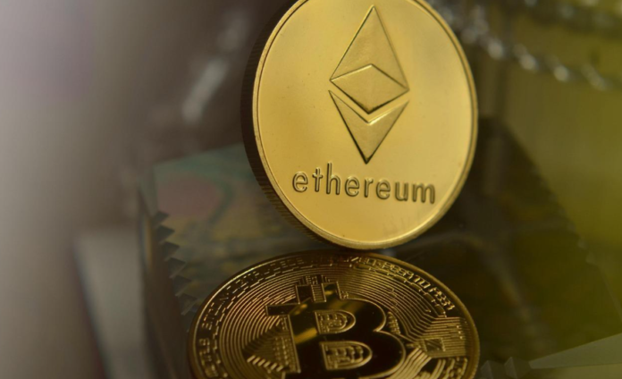 Image source: https://pixabay.com/photos/ethereum-bitcoin-cryptocurrency-6286513/