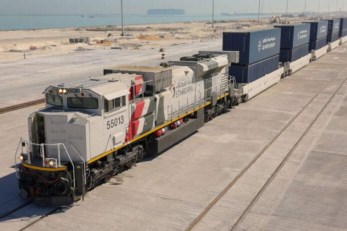 Etihad Rail launches Fujairah-Abu Dhabi container service with AD Ports