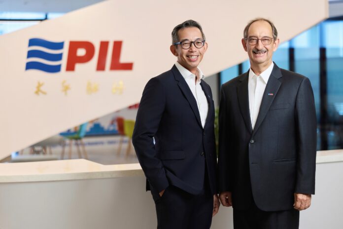 (L-R) Wan Chee Foong and Lars Kastrup