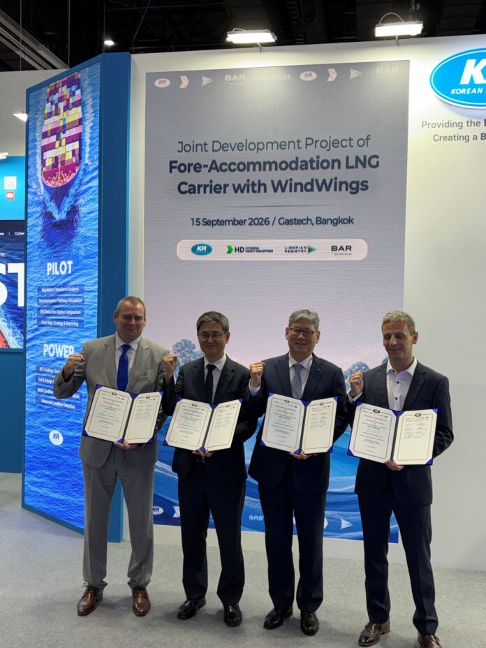 (left to right): Thomas Klenum, EVP of the Liberian Registry; Hong-Ryul Ryu, Senior Executive Vice President and CTO HHI; Yongsok Lee, Chairman and CEO of KR; and Lukasz Brzoska, Head of Ocean-going Vessels Department at BAR Technologies.) (left to right): Thomas Klenum, EVP of the Liberian Registry; Hong-Ryul Ryu, Senior Executive Vice President and CTO HHI; Yongsok Lee, Chairman and CEO of KR; and Lukasz Brzoska, Head of Ocean-going Vessels Department at BAR Technologies.)