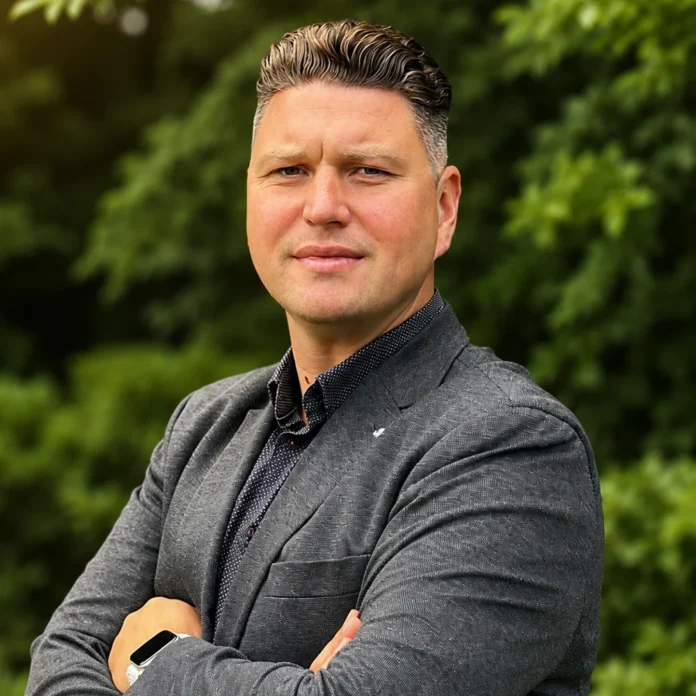 Jens Grunenberg, Germany Commercial Manager, LR