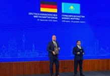 Rhenus advances 150,000 TEU terminal project at Port of Aktau Tobias Bartz, CEO of Rhenus Group, and Yelzhas Otynshiyev, Chairman of the Management Board of Kazakhstan Temir Zholy, following the signing of an agreement to advance the Aktau terminal project at the German Kazakh Economic Forum in Berlin. Credits: Rhenus Group