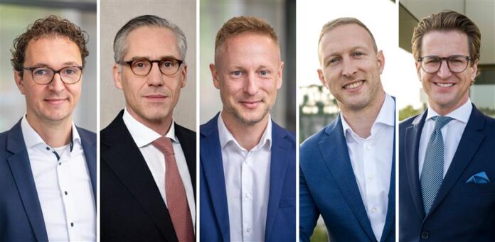 Reorganisation of the HGK (from left to right): Christian Möhrmann, Günter-Friedrich Maas, Tim Gödde, Alexander Garbar and Markus Krämer 