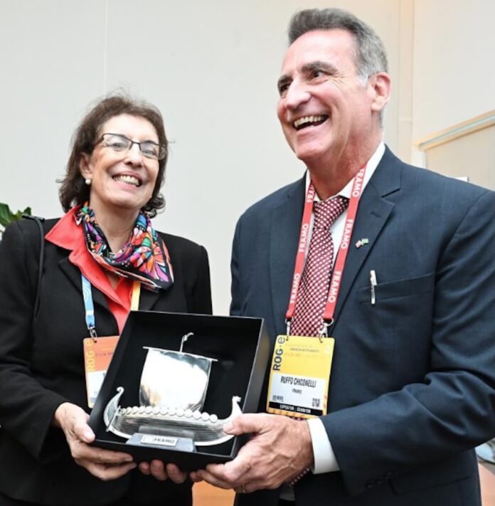 Sylvia Anjos, Director of Exploration and Production at Petrobras, and Ruffo Chiconelli, Business Development Director at Framo do Brasil