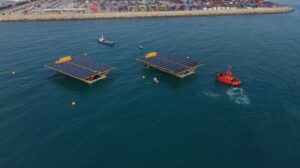 Port of València tests floating solar demonstrator