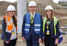 DHL Supply Chain advances construction of new logistics center in Germany From left to right: Katrin Hölter, CEO of DHL Supply Chain Germany & Alps; Olaf Müller, Mayor of Apolda; and Aiste Slabokaite Heid, Business Unit Director of DHL Supply Chain Germany & Alps